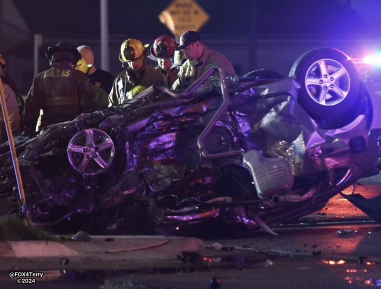 Deadly Crash On S Buckner Blvd Leaves Woman Dead Smashdatopic 